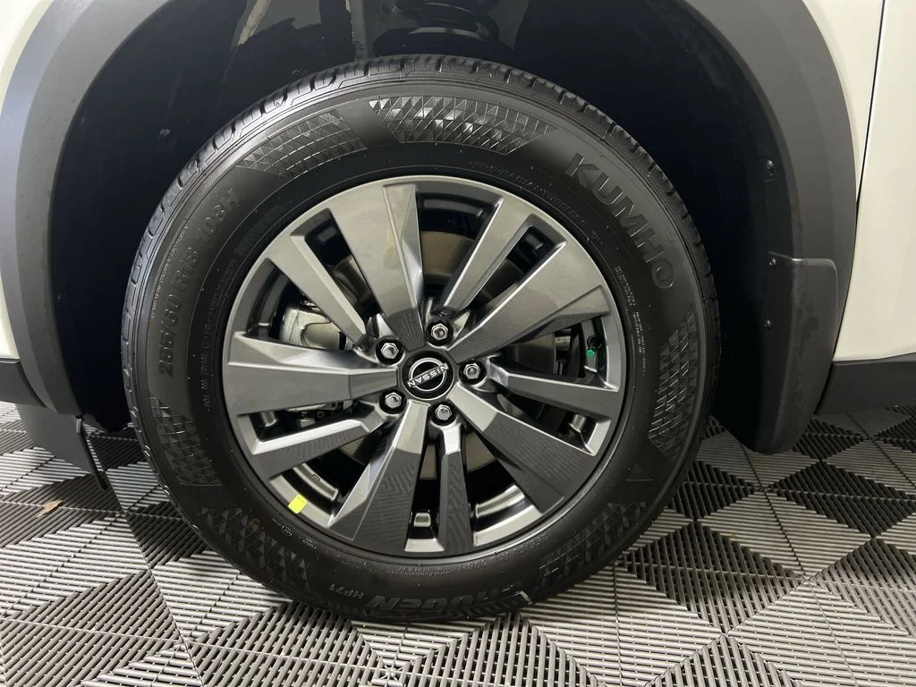 New 2026 White Nissan SV image 18