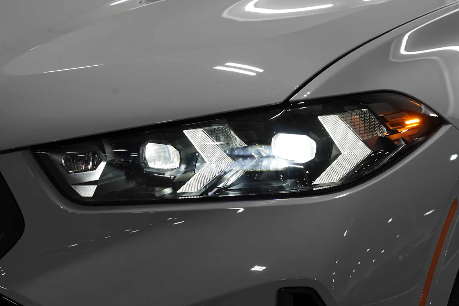 New 2027 Brooklyn Grey Metallic BMW xDrive40i image 6