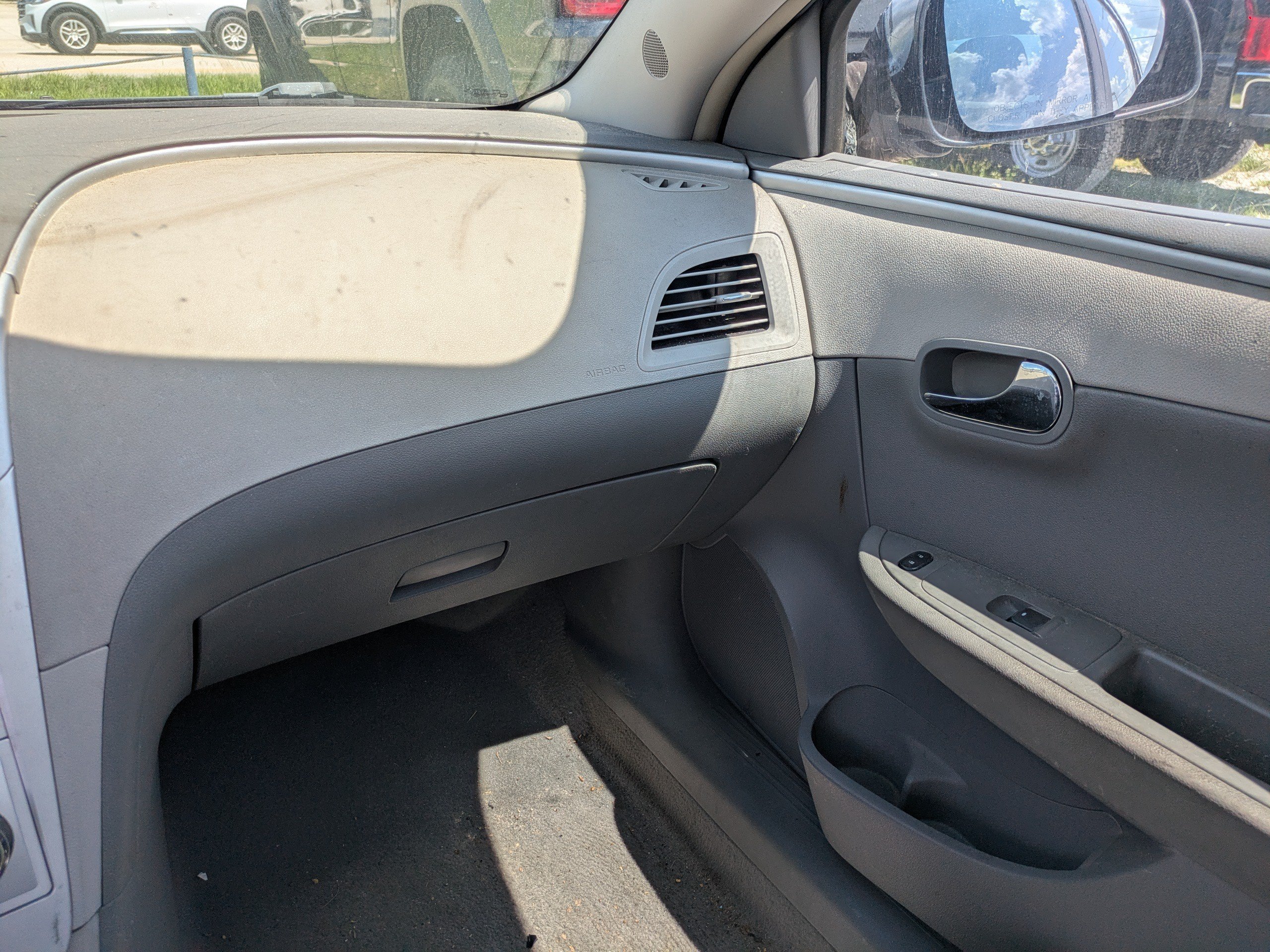 Used 2008 Golden Pewter Metallic Chevrolet LT w/1LT image 15