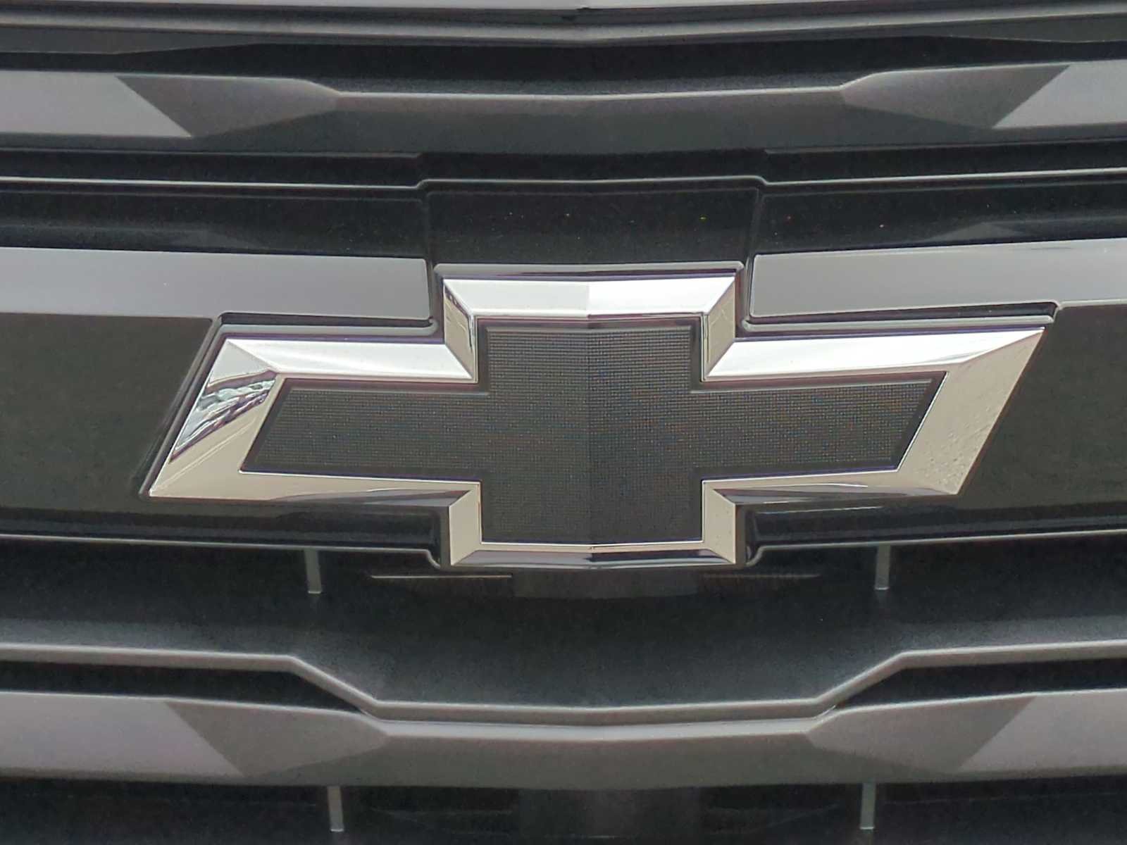 New 2026 Black Chevrolet Z71 image 8