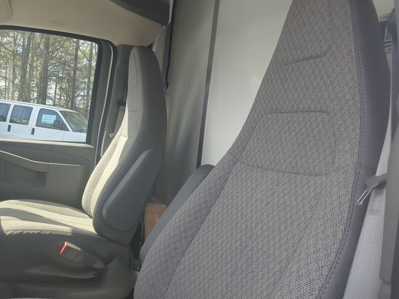 New 2025 Summit White GMC Work Truck image 17