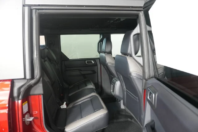 New 2026 Ruby Red Metallic Tinted Clearcoat Ford Outer Banks® image 31