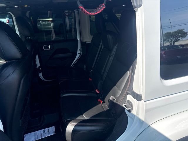 Certified Used 2021 White Jeep Unlimited Rubicon image 9