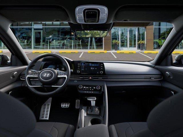 2025 Hyundai Elantra SEL - Photo 11