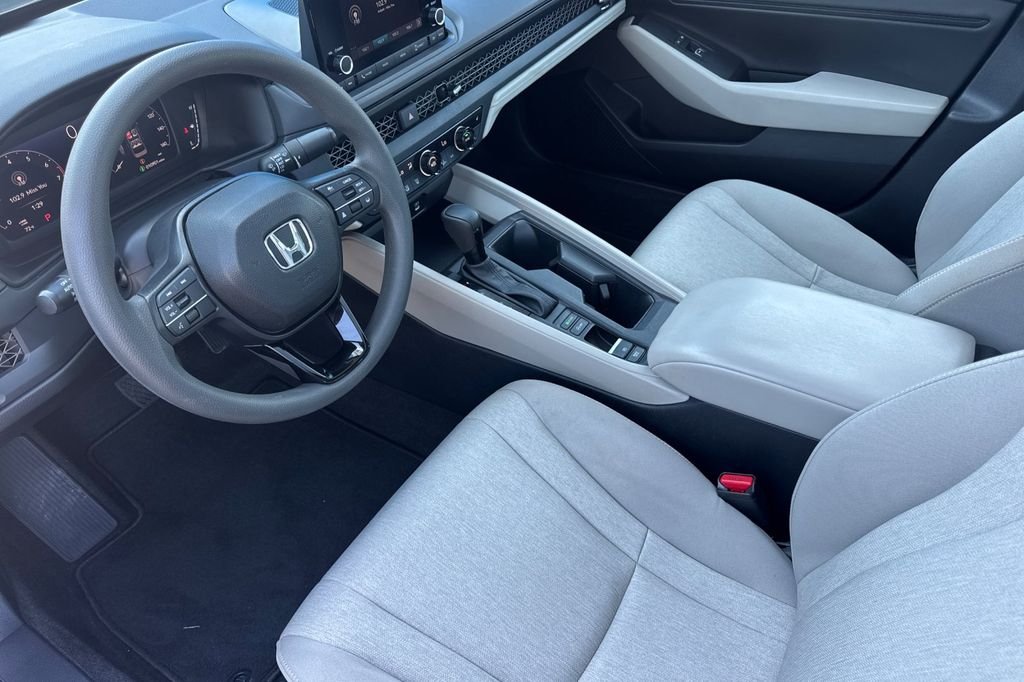 Certified Used 2024 Platinum White Pearl Honda EX image 12
