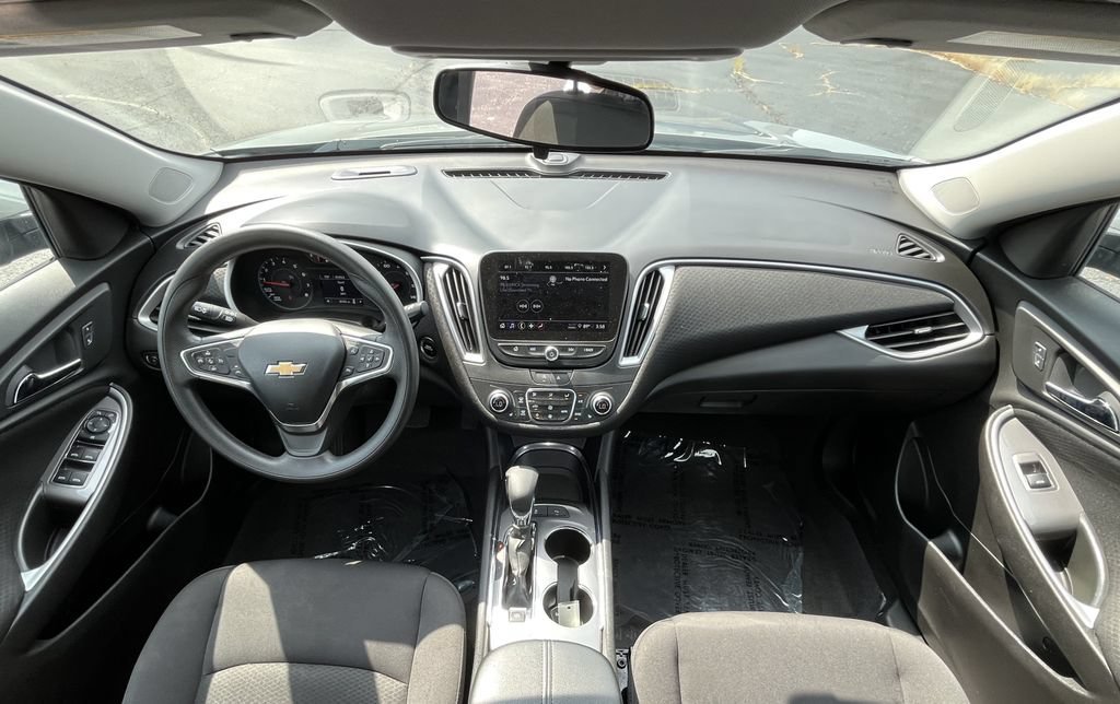2025 Chevrolet Malibu 1LT - Photo 10