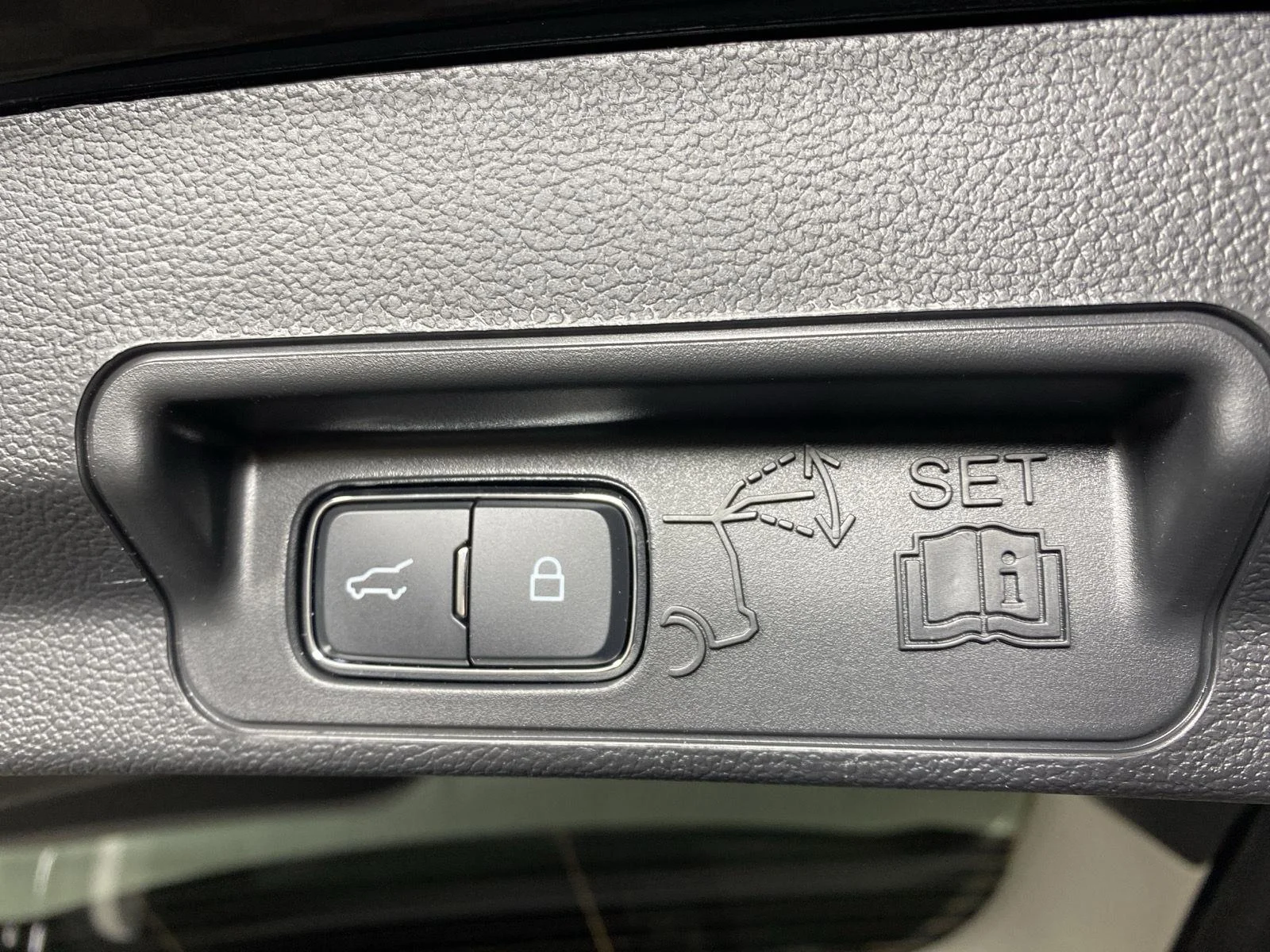 Used 2026 Agate Black Ford Active image 26