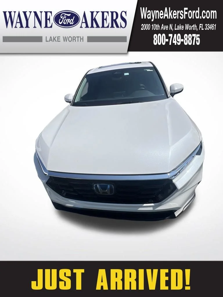 Used 2026 White Honda EX-L image 1