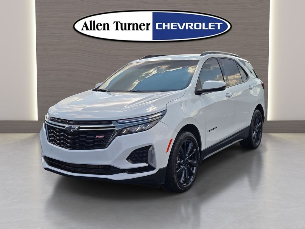 Used 2022 White Chevrolet RS image 3