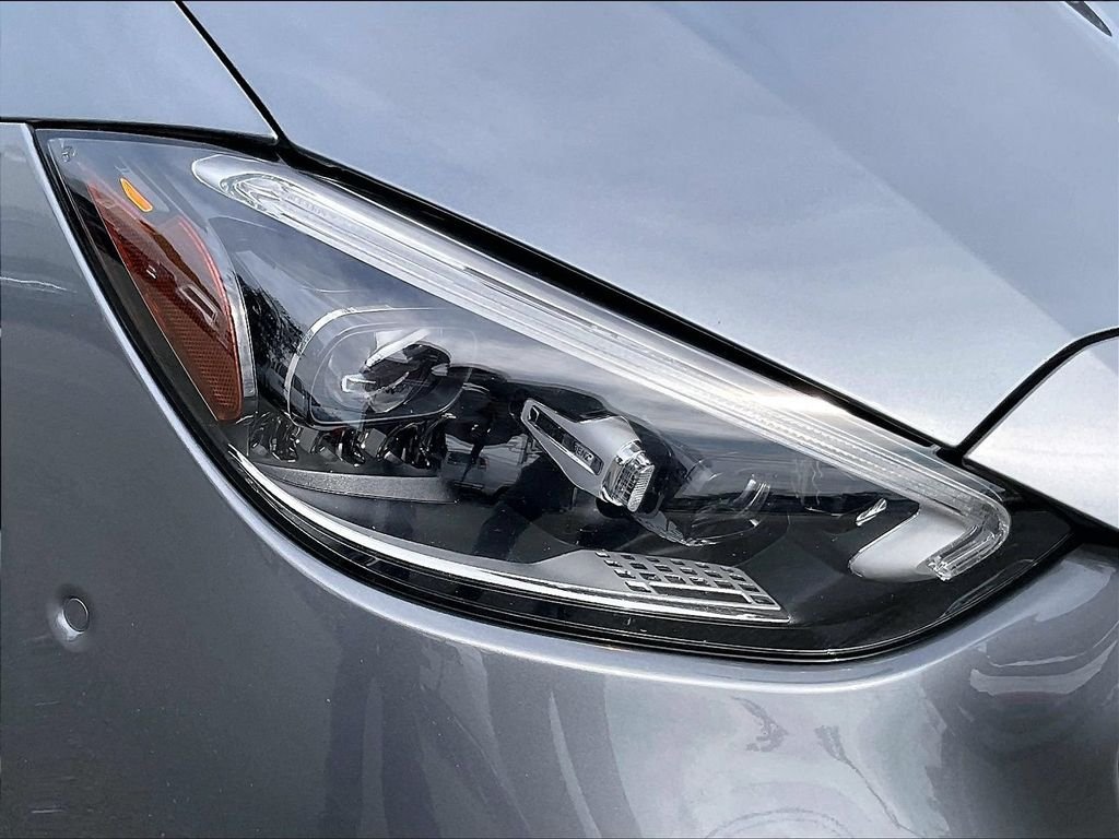 Used 2024 Gray Mercedes-Benz C 300 image 33