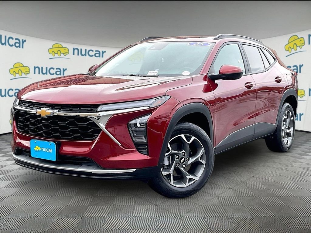 Used 2025 Red Chevrolet LT image 3