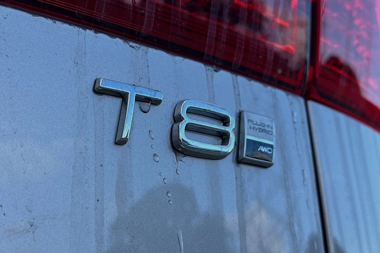 Used 2025 Bright Dusk Volvo T8 Plus image 12