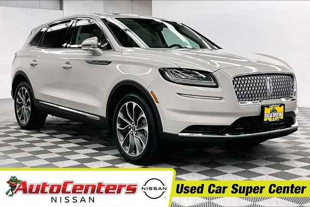 2023 Lincoln Nautilus Reserve AWD's photo