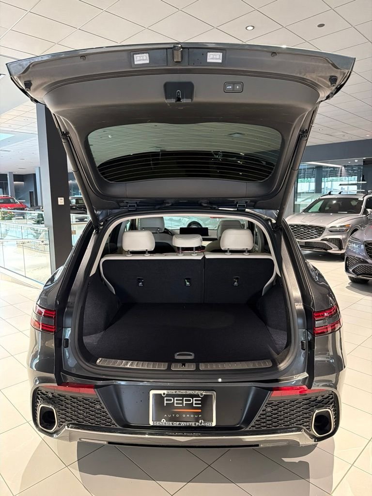 2024 GENESIS GV70 Standard - Photo 17