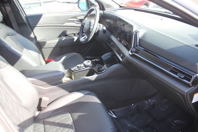 Used 2024 White Kia X-Line image 35