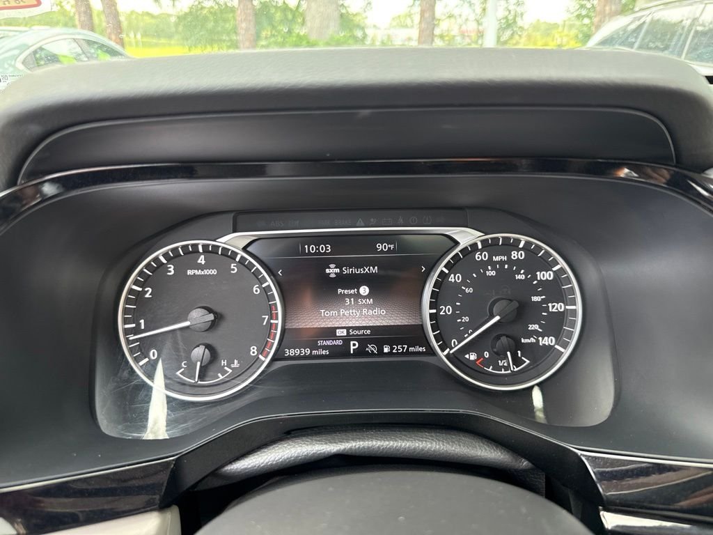 Used 2023 White Nissan SL image 35