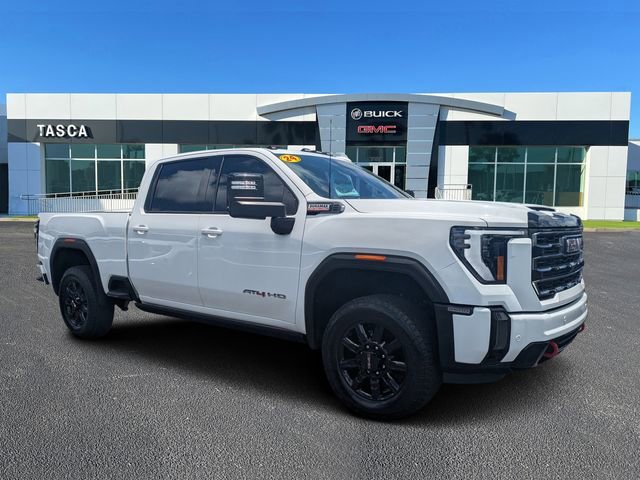 2024 GMC Sierra 4WD Crew Cab Standard Box AT4's photo