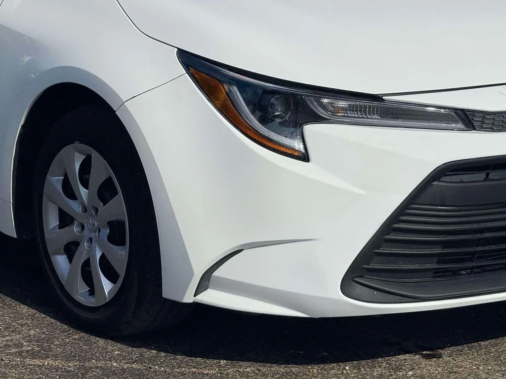 Used 2026 White Toyota LE image 5