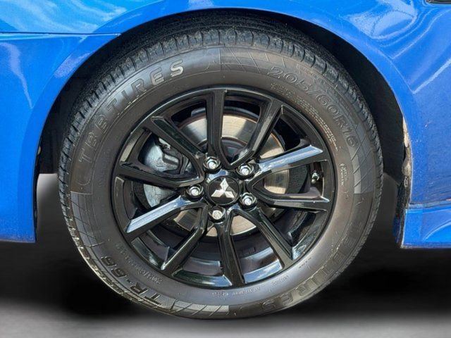 Used 2017  Mitsubishi ES image 38
