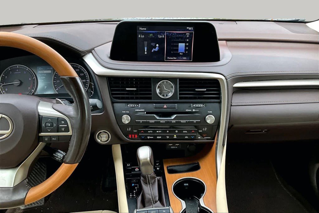 Used 2020  Lexus 350 image 7