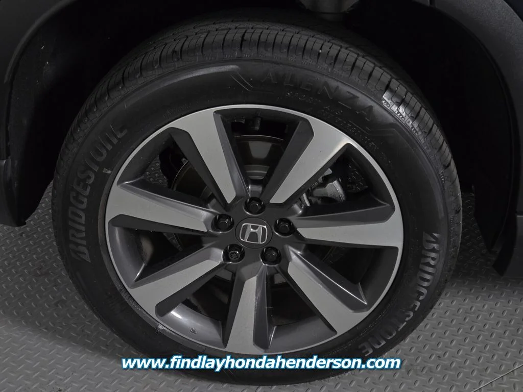 2025 Honda Pilot Touring - Photo 11