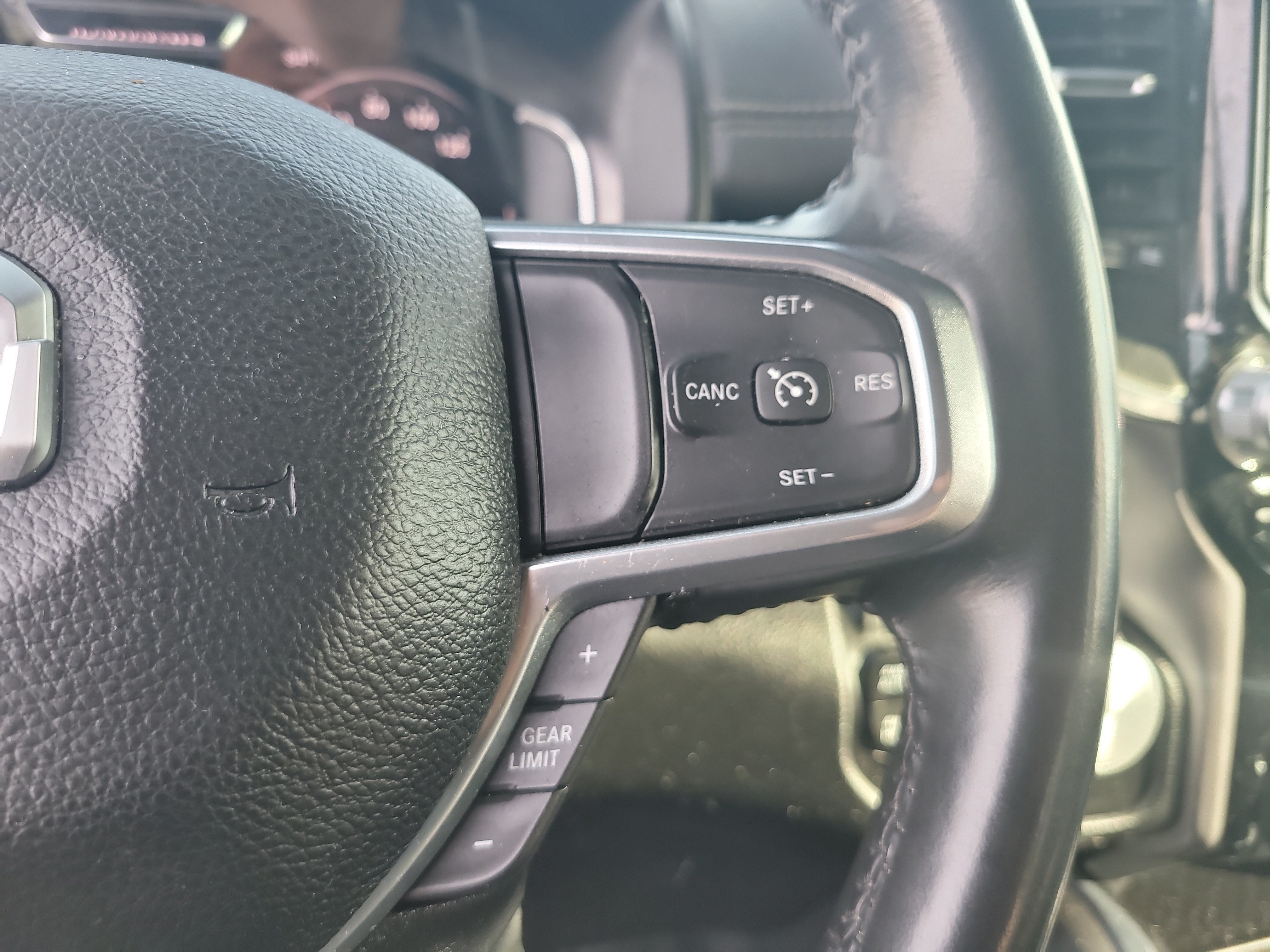 Used 2023 Bright White Clearcoat Ram Laramie image 28