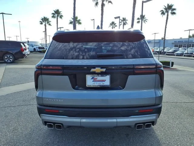 Used 2026 Sterling Gray Metallic Chevrolet LT image 5