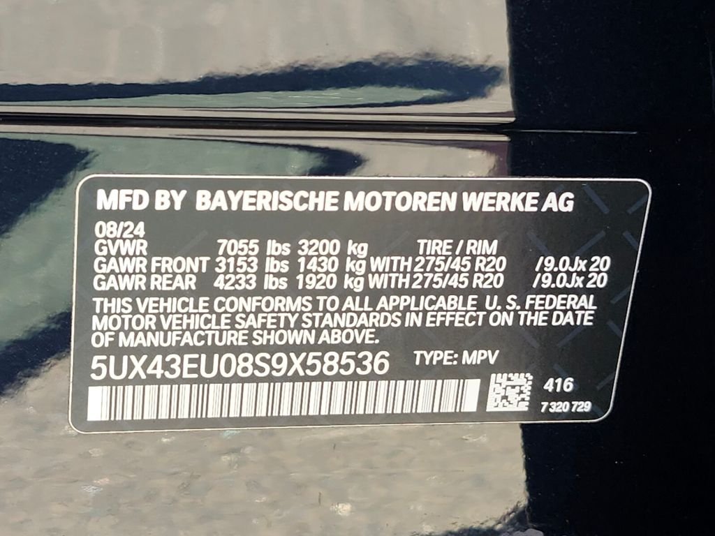Used 2025 Black BMW xDrive50e image 36