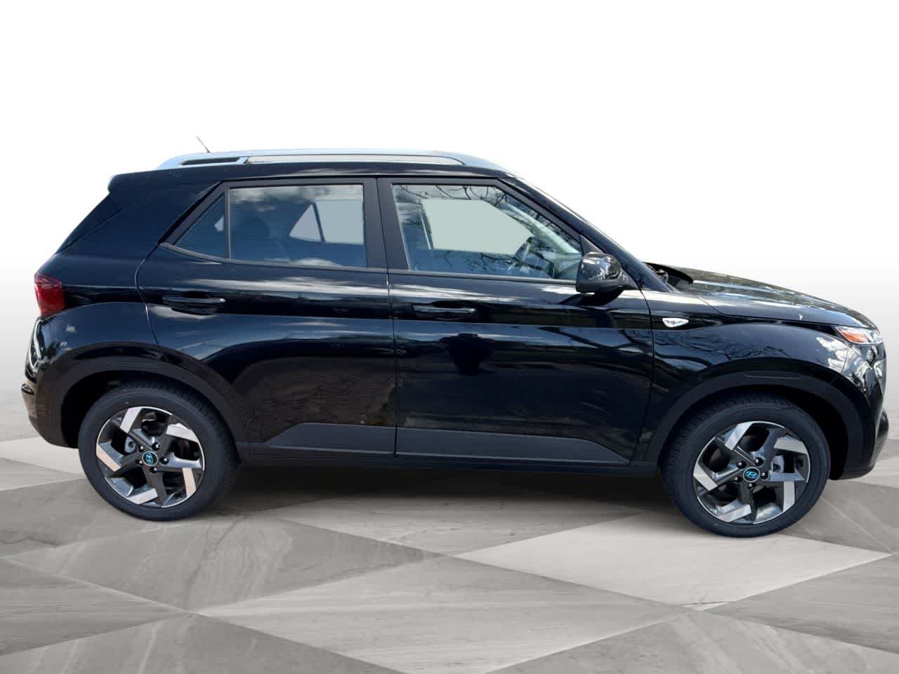 New 2026 Onyx Black Hyundai SEL image 9