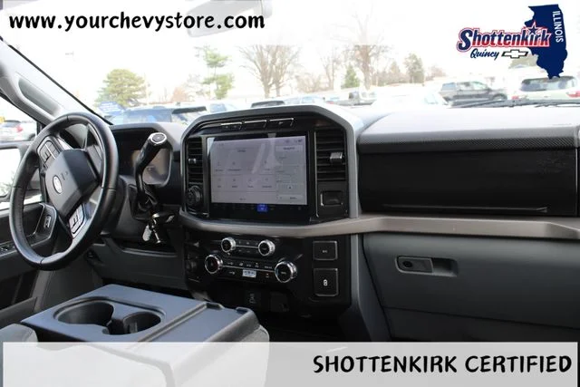 Used 2024 Gray Ford XLT image 13