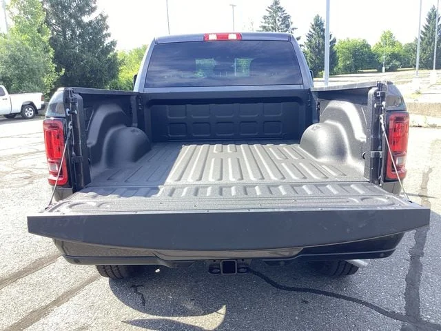New 2026 Crystal Metallic Ram BIG HORN CREW CAB 4X4 6