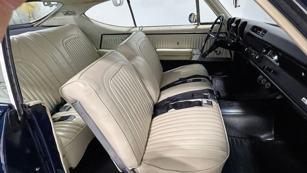 Used 1968  Oldsmobile Supreme image 39