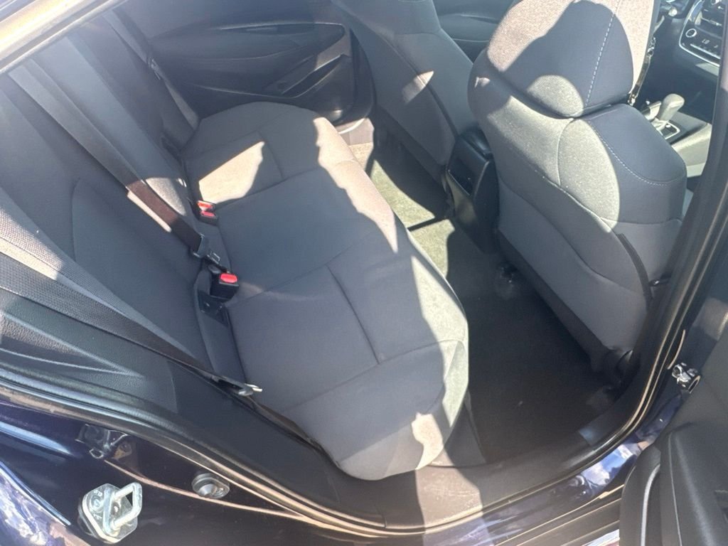 Used 2021  Toyota LE image 28