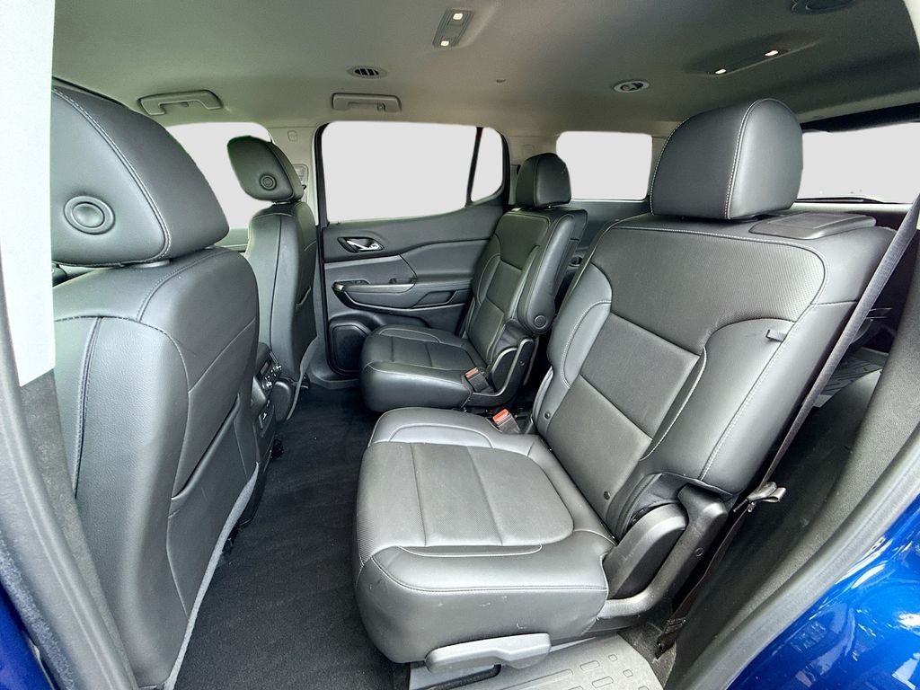 Used 2023 Ultra Blue Metallic GMC SLT image 25