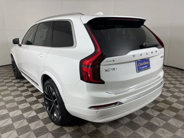 2025 Volvo XC90 Plus - Photo 6