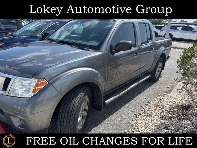 2020 Nissan Frontier SV Crew Cab 4X2 SWB's photo
