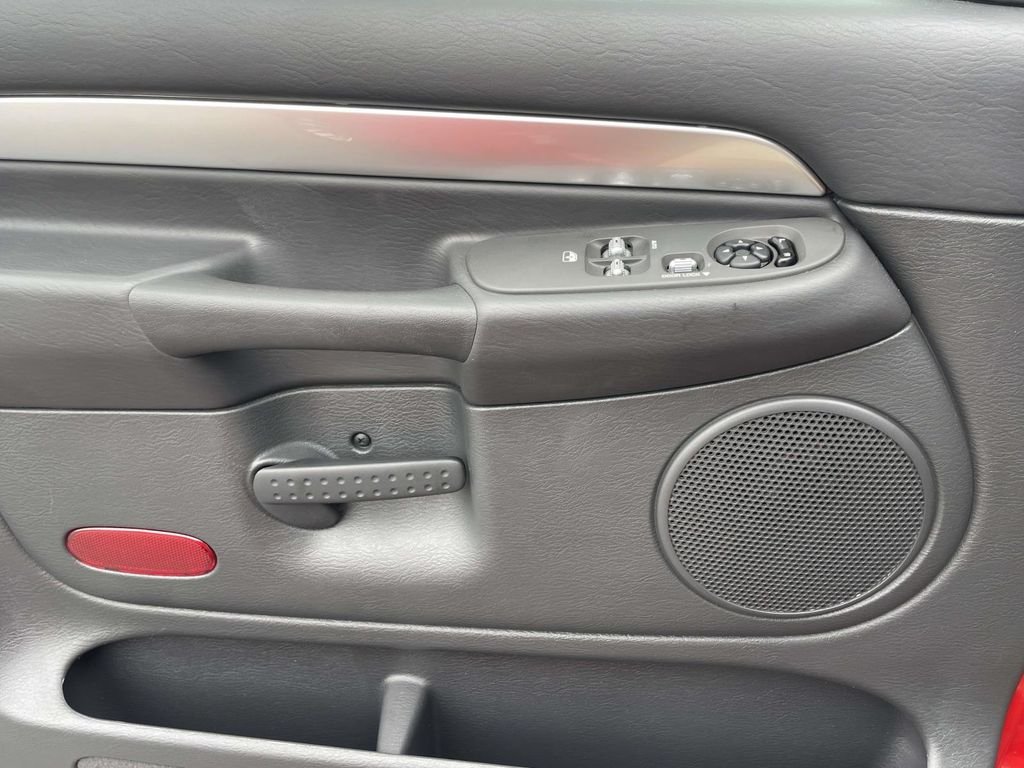 2005 Dodge Ram SRT-10 Base - Photo 18