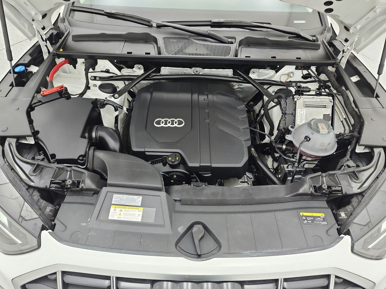Used 2023 Ibis White Audi Premium 40 TFSI quattro image 16