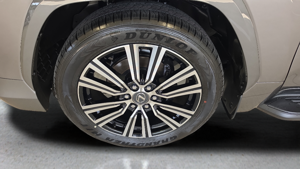 New 2026 Manganese Luster Lexus  600 LUXURY image 10