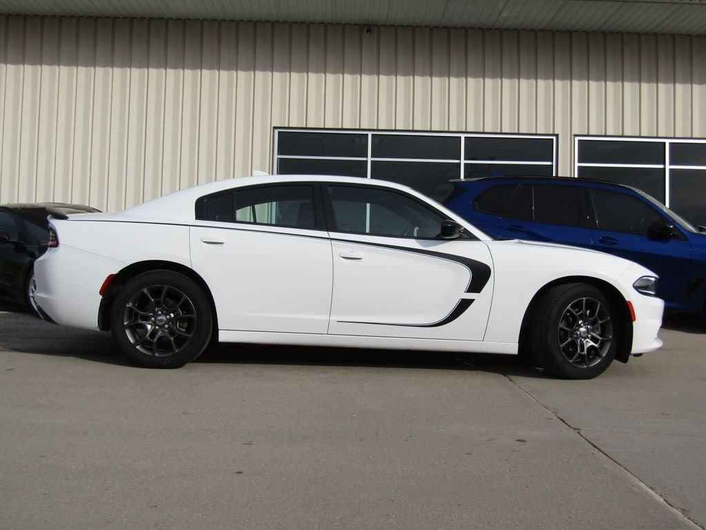 Used 2018 Dodge Charger GT with VIN 2C3CDXJG6JH126757 for sale in Kansas City