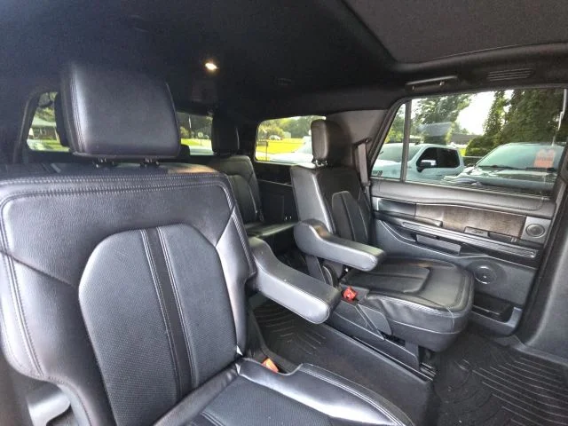 Used 2021 White Ford Limited image 17