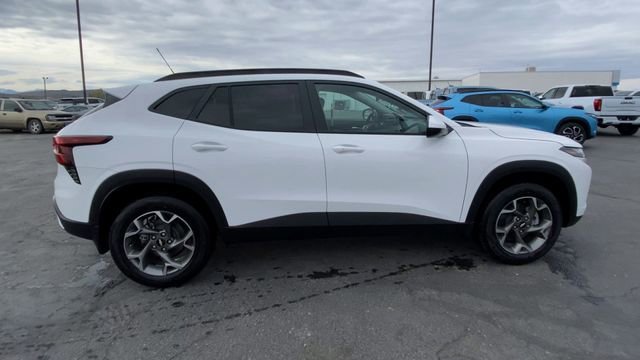 2026 Chevrolet Trax LT - Photo 9