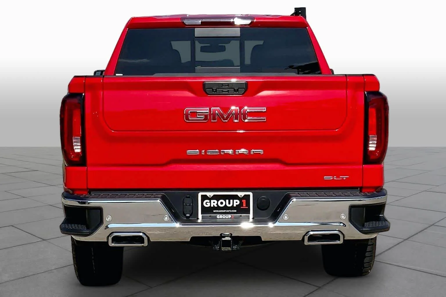Used 2022 Cardinal Red GMC SLT image 5