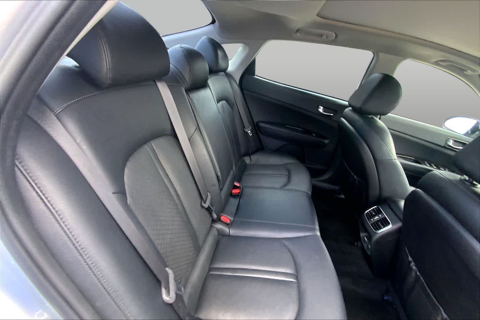 Used 2020 Sparkling Silver Kia EX Premium image 19