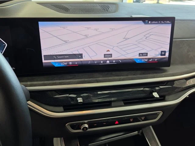 Used 2024 Gray BMW xDrive40i image 20