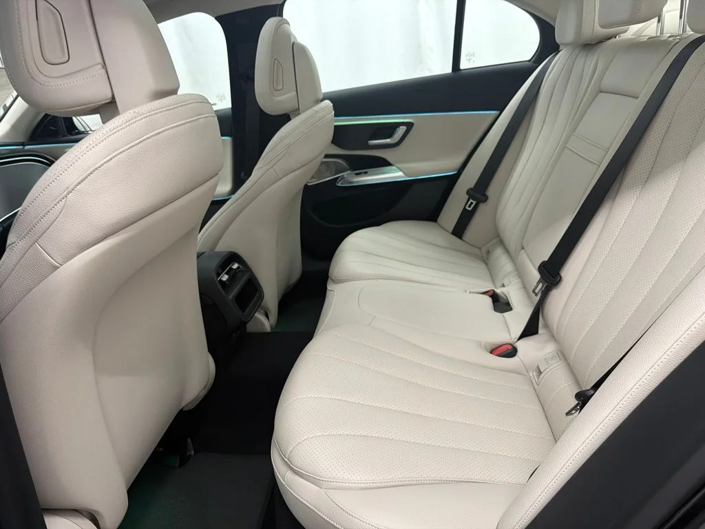 New 2027 Black Mercedes-Benz E 350 image 20
