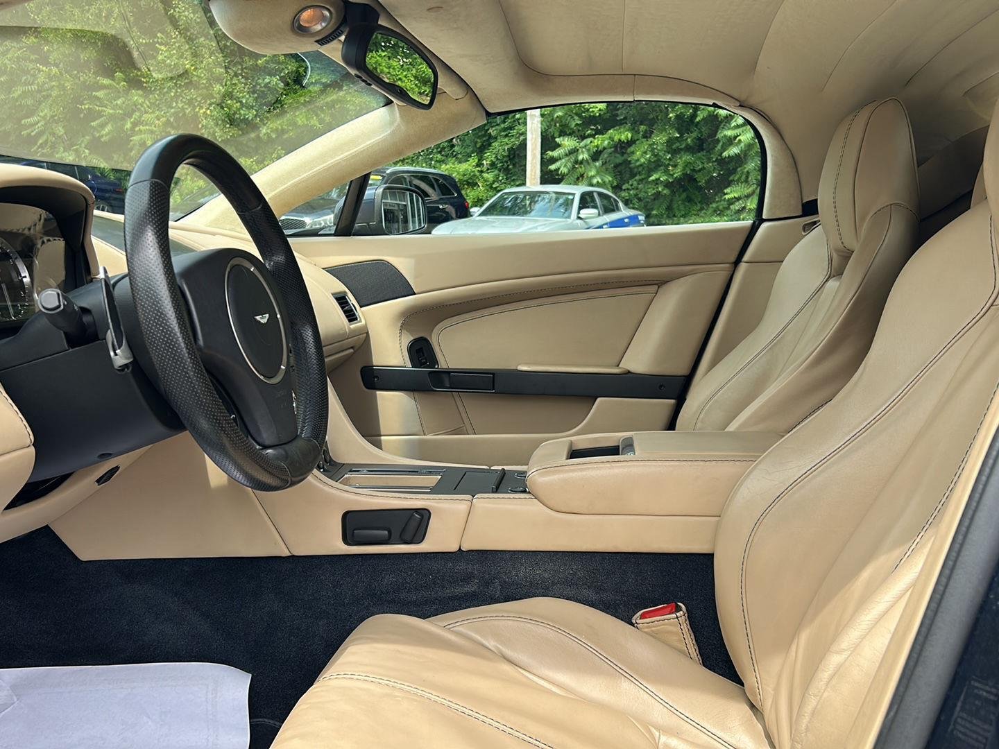 Used 2008 Midnight Blue Aston Martin  image 9