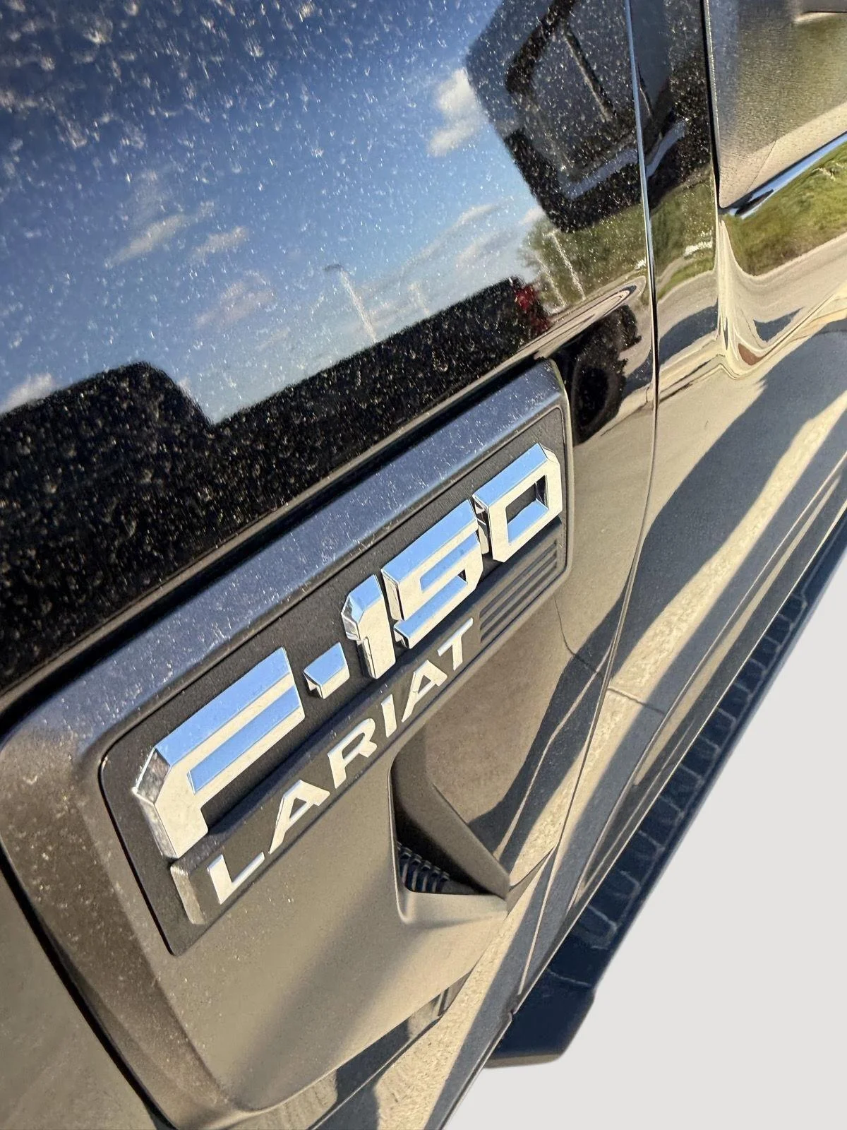 Certified Used 2023 Agate Black Ford LARIAT image 4