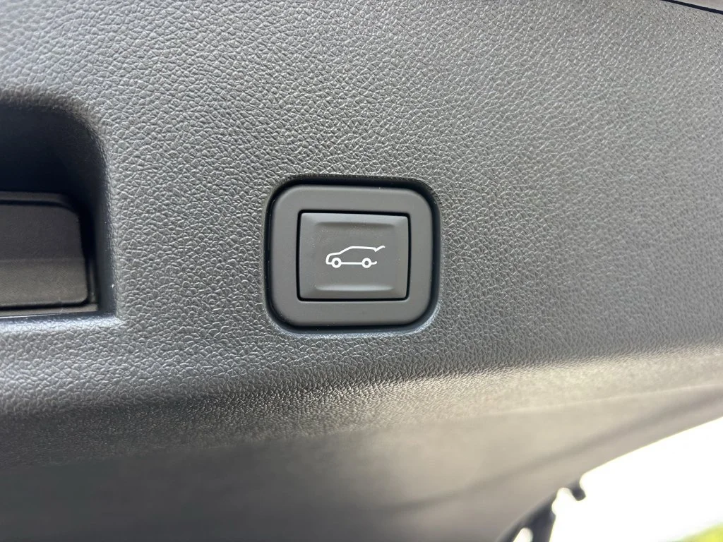 2026 Chevrolet Traverse High Country - Photo 18