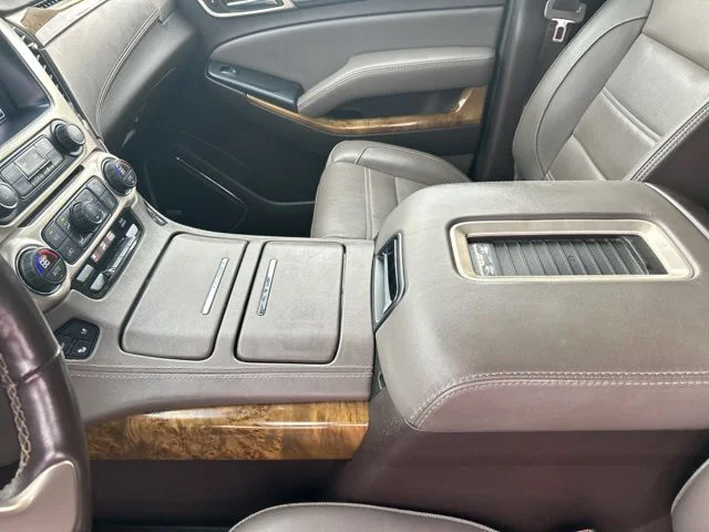 Used 2017 White Frost GMC Denali image 38
